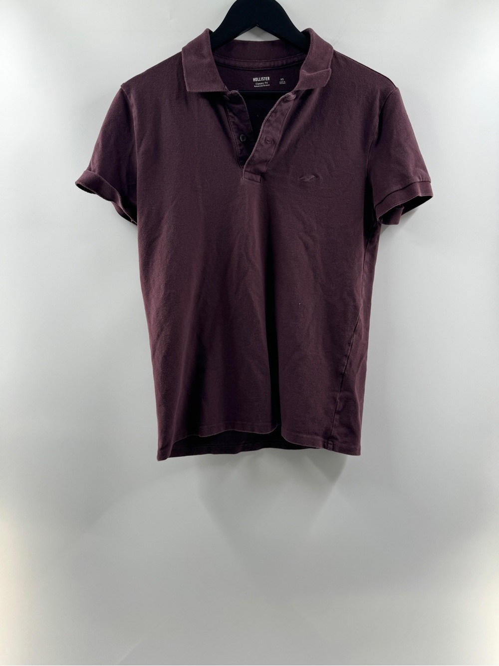 Hollister Burgundy Classic Fit Advanced Stretch Polo Shirt – Men's XS